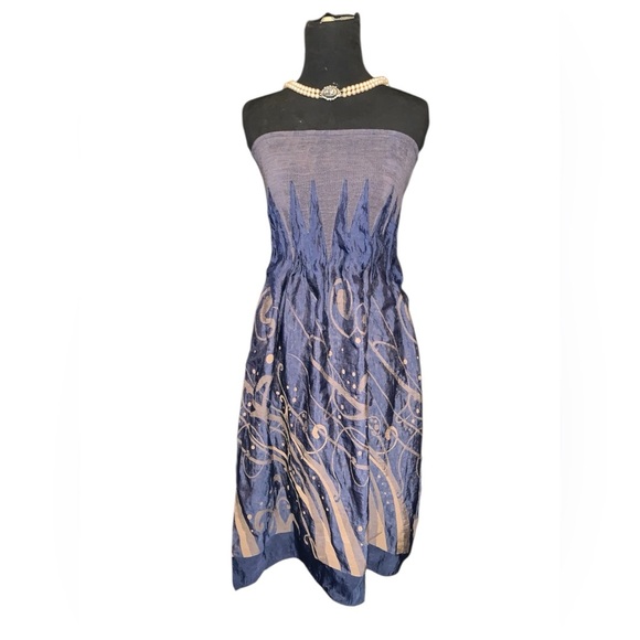 J Gee Dresses & Skirts - Blue and Gold Strapless Ruched Sundress silky lightweight